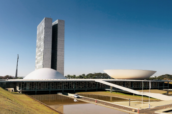 Comissão aprova projeto que garante ao consumidor direito de antecipar quitação de dívidas